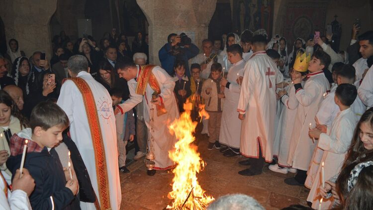 Mardin'de Süryaniler, Doğuş Bayramı’nı kutladı
