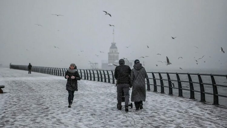 Meteoroloji'den yurt geneline kuvvetli kar yağışı ve don uyarısı