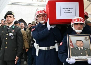 Motosiklet kazasında hayatını kaybeden üsteğmen toprağa verildi