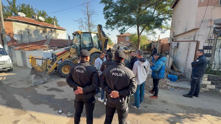 Narkotik olayları ile anılan 'Kore Mahallesi'nde yıkılan bina sayısı 110'a ulaştı