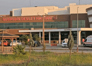 Nusaybin'de 6'ncı kattan düşen çocuk, ağır yaralandı