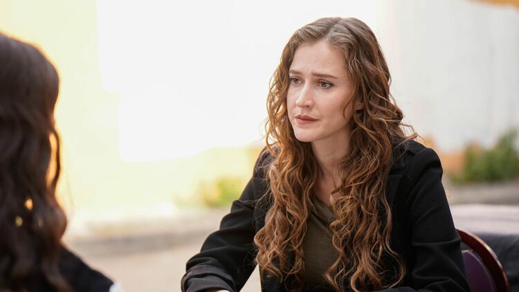 Oya Unustası: Berrak sevmeyi bilmiyor