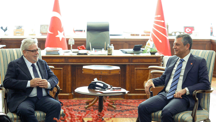 Özgür Özel, AP Raportörü Amor ile bir araya geldi