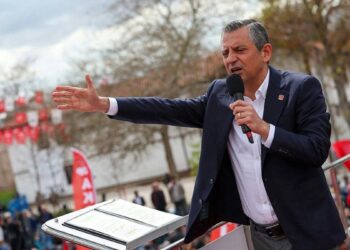 Özgür Özel Edirne'de konuşuyor