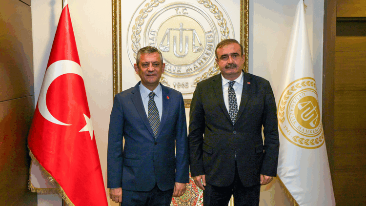 Özgür Özel'den, Uyuşmazlık Mahkemesi Başkanı Güleç'e ziyaret