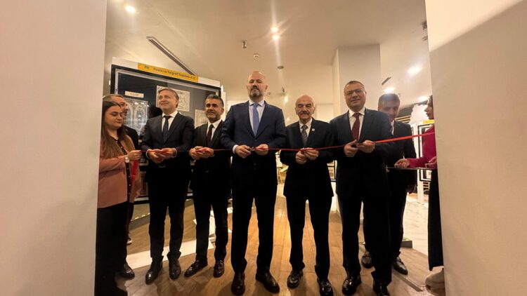 'PTT 185 Yaşında Pul Sergisi' Ankara'da açıldı