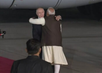 Vladimir Putin Hindistan'a gitti