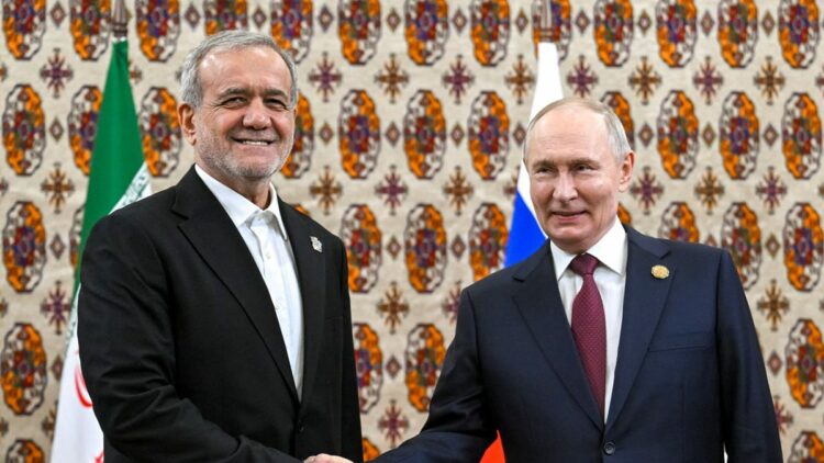 Rusya Devlet Başkanı Putin ile İran Cumhurbaşkanı görüştü