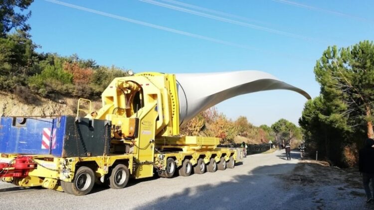 Rüzgar türbinleri kanatlarının dağlık arazide taşınması için proje geliştirildi