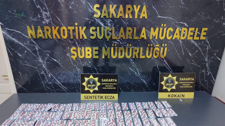 Sakarya'da uyuşturucu ticareti: 3 gözaltı