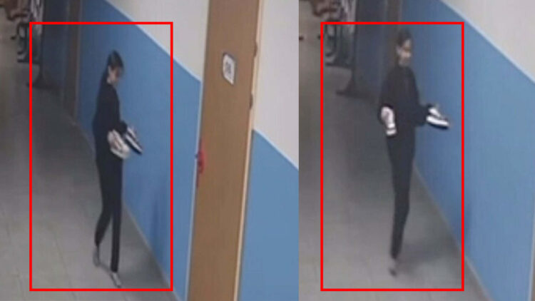 Silinen yerleri kirletmemek için ayakkabılarını çıkarıp sınıfına kadar yürüdü