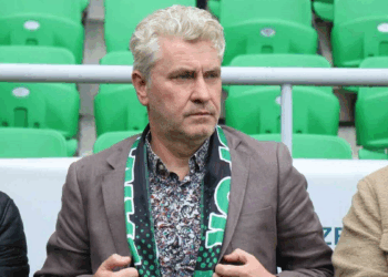 Sakaryaspor Başkanı Muhammet Kıratlı istifa ettiğini açıkladı