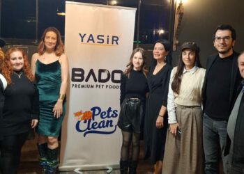 Sokak hayvanları yararına yılbaşı eğlencesi