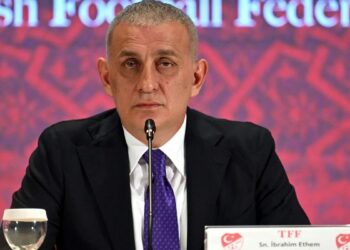 TFF Başkanı İbrahim Hacıosmanoğlu, tartışmalı penaltı pozisyonu hakkında konuştu