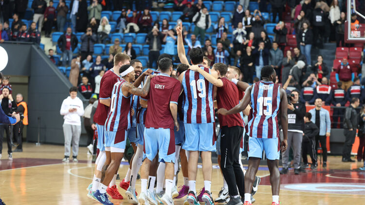 Trabzonspor Fenerbahçe Beko’yu 99-73 mağlup etti