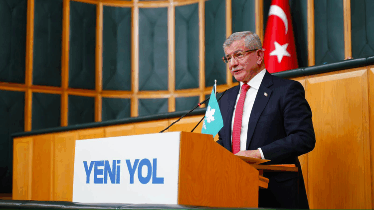 TÜRK-İŞ ve HAK-İŞ'in görevi iktidarla tiyatro oynamak değil, işçinin hakkını korumaktır