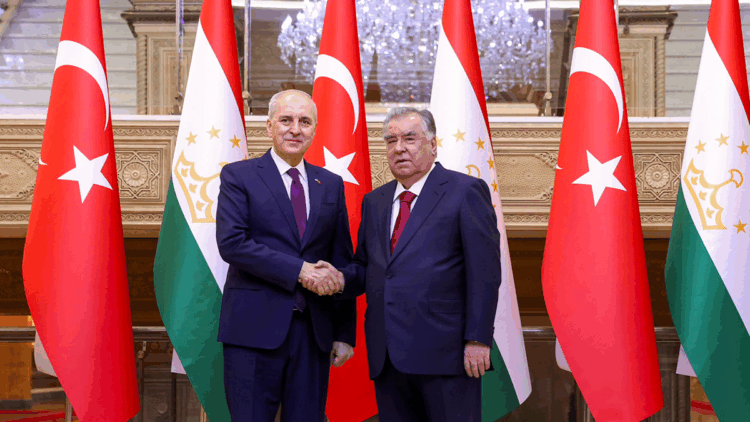 Tacikistan Cumhurbaşkanı Rahman, TBMM Başkanı Kurtulmuş’u kabul etti