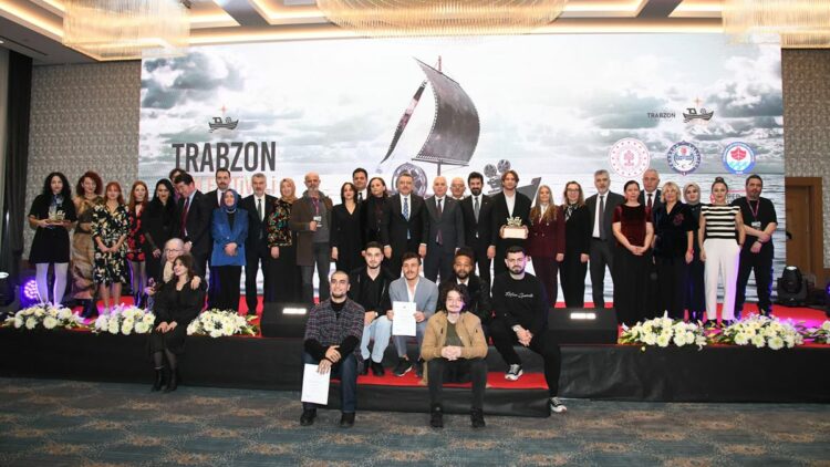 Trabzon Film Festivali'nde Altın Taka Ödülleri sahiplerini buldu