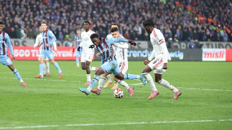 Trabzonspor, Beşiktaş ile 3-3 berabere kaldı