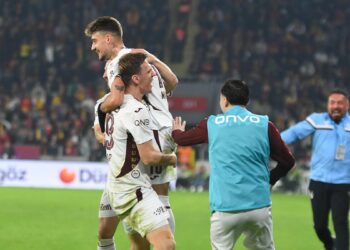 Trabzonspor, Göztepe'yi 2-1 yendi