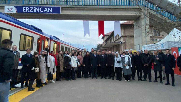 Turistik Doğu Ekspresi Erzincan’da
