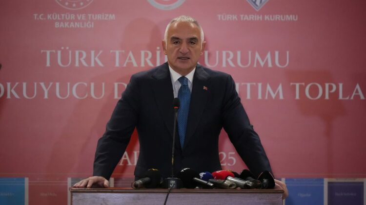 Türk tarihinin anlatıldığı 'Genel Okuyucu Dizisi' kitapları tanıtıldı