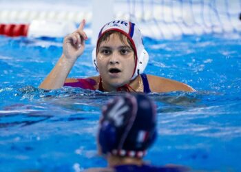 Türkiye Sutopu U16 Milli Takımlarından 'Mavi Bayrak' gururu