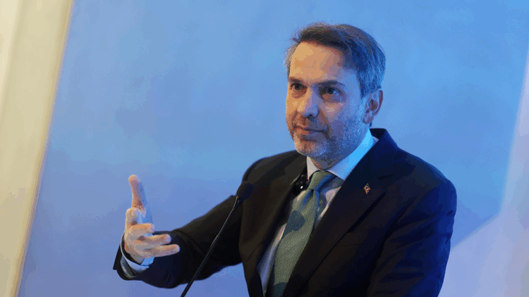 Türkiye ile Pakistan arasında petrol ve doğal gaz anlaşmaları imzalandı