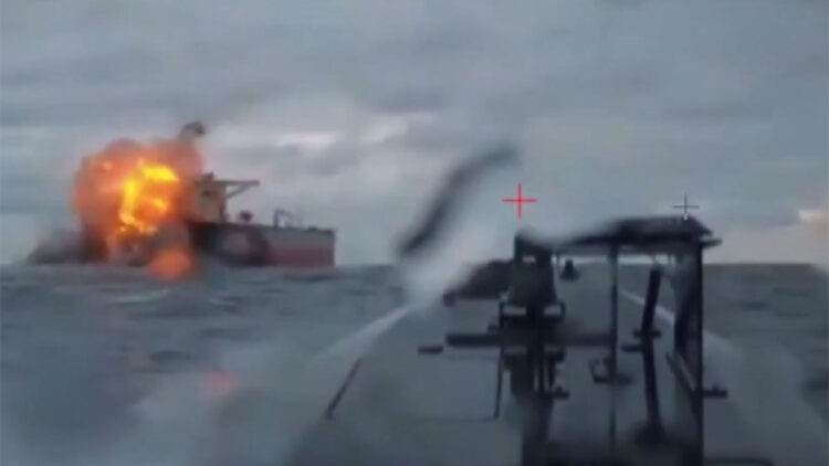 Ukrayna'dan Rusya'nın ‘gölge filosuna’ saldırı