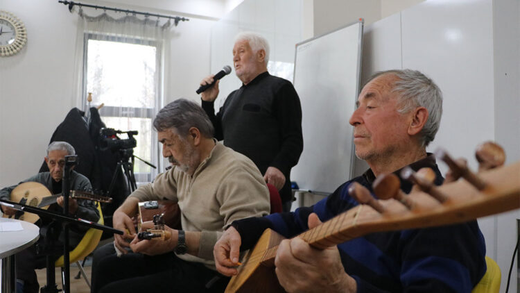 'Ulu Çınarlar Korosu’na Hollandalı akademisyenlerden konser daveti