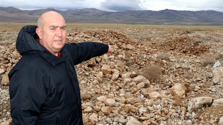 Urartular'a ait 25 mezar odası definecilerin hedefi haline geldi