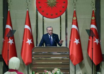 Ukrayna ve Rusya'ya ikazlarımızı net bir şekilde iletiyoruz