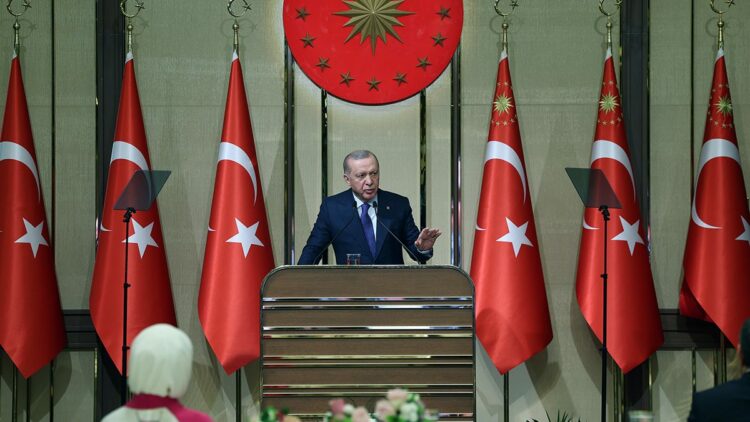 Ukrayna ve Rusya'ya ikazlarımızı net bir şekilde iletiyoruz