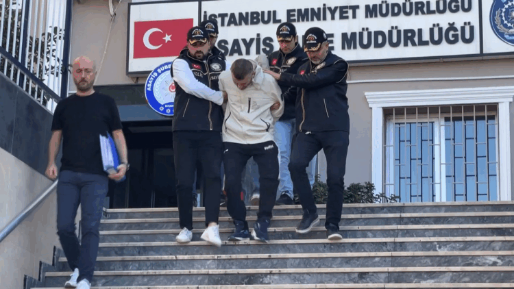 Üsküdar'da otel ve eve silahlı saldırı düzenleyen 2 şüpheli tutuklandı