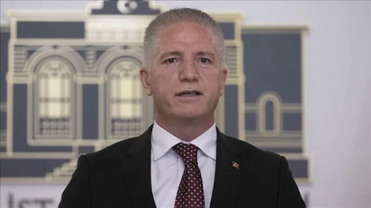 Vali Gül'den 'sokakta kalan kişileri 112'ye bildirin' çağrısı