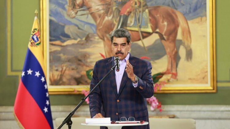 Venezuela hiçbir zaman hiç kimsenin kolonisi olmayacak