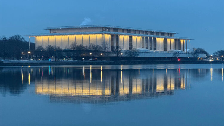 Kennedy Center'in adı ‘Trump-Kennedy Center’ olarak değiştirildi