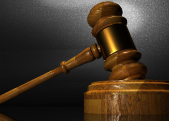 Yargıtay, eski kocanın 'Sen ne ucuzmuşsun' sözlerini hakaret saymadı