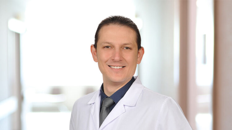 Yeni yılda beklenti değil umut büyütülmeli