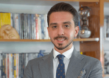 Yapay zekayla güçlenen işitme cihazları kişiye özel çözümler sunuyor