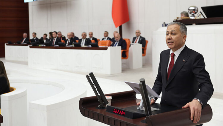 Ülkelerine dönüş yapan Suriyeli sayısı 1 milyon 330 bine ulaştı