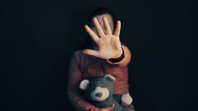 Savaş nedeniyle Türkiye'ye tahliye edilen iki kız çocuğu istismar mı edildi?