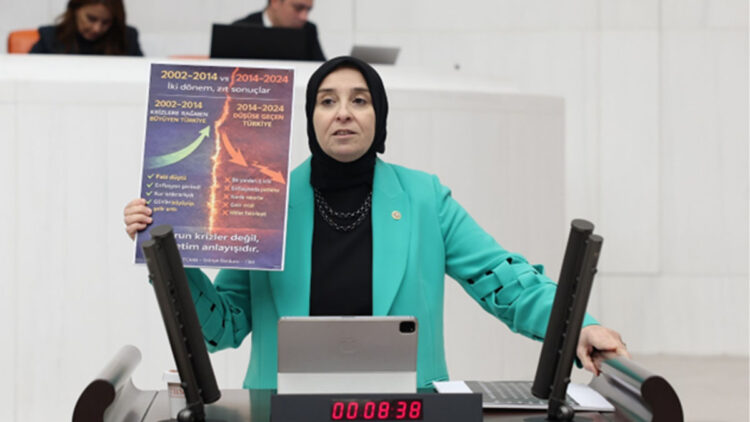 Parlamenter sisteme dönmeden bu ekonomik bataktan çıkılamaz!