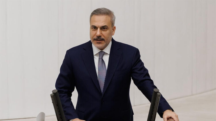 Bütün kesimlerin huzur ve eşitlik içinde yaşadığı bir Suriye görmek istiyoruz