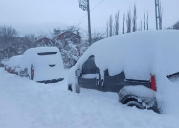 Ardahan'ın Posof ilçesi kara teslim oldu
