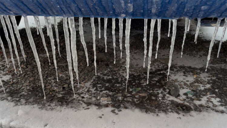 Doğu buz kesti; 2 ilçe eksi 25 dereceyi gördü