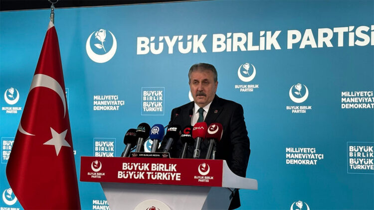 Cari açığımız var çünkü bir türlü ihracat, ithalat dengesini yakalayamadık