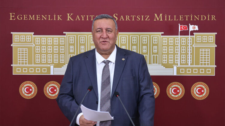 Zeytinliklerin maden sahası yapılmasına izin verirseniz sofrada zeytin bulamayız