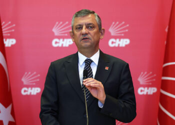 Patrondan taraf olanlar işçiye sefalet ücretini dayatıyor