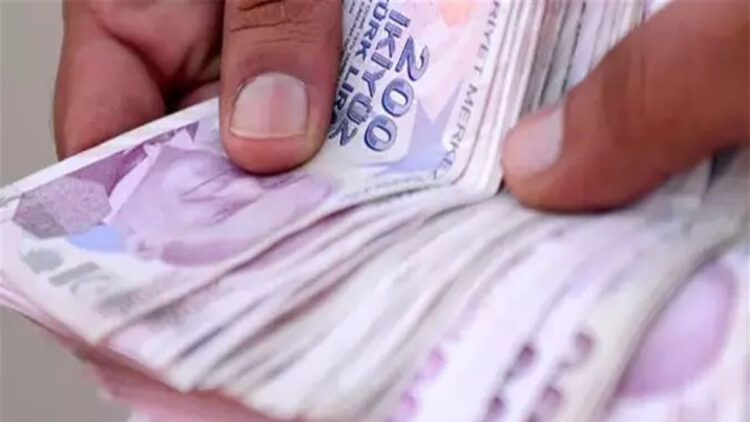 Hesabından 60 bin lira kredi çekildi, banka kusurlu bulundu